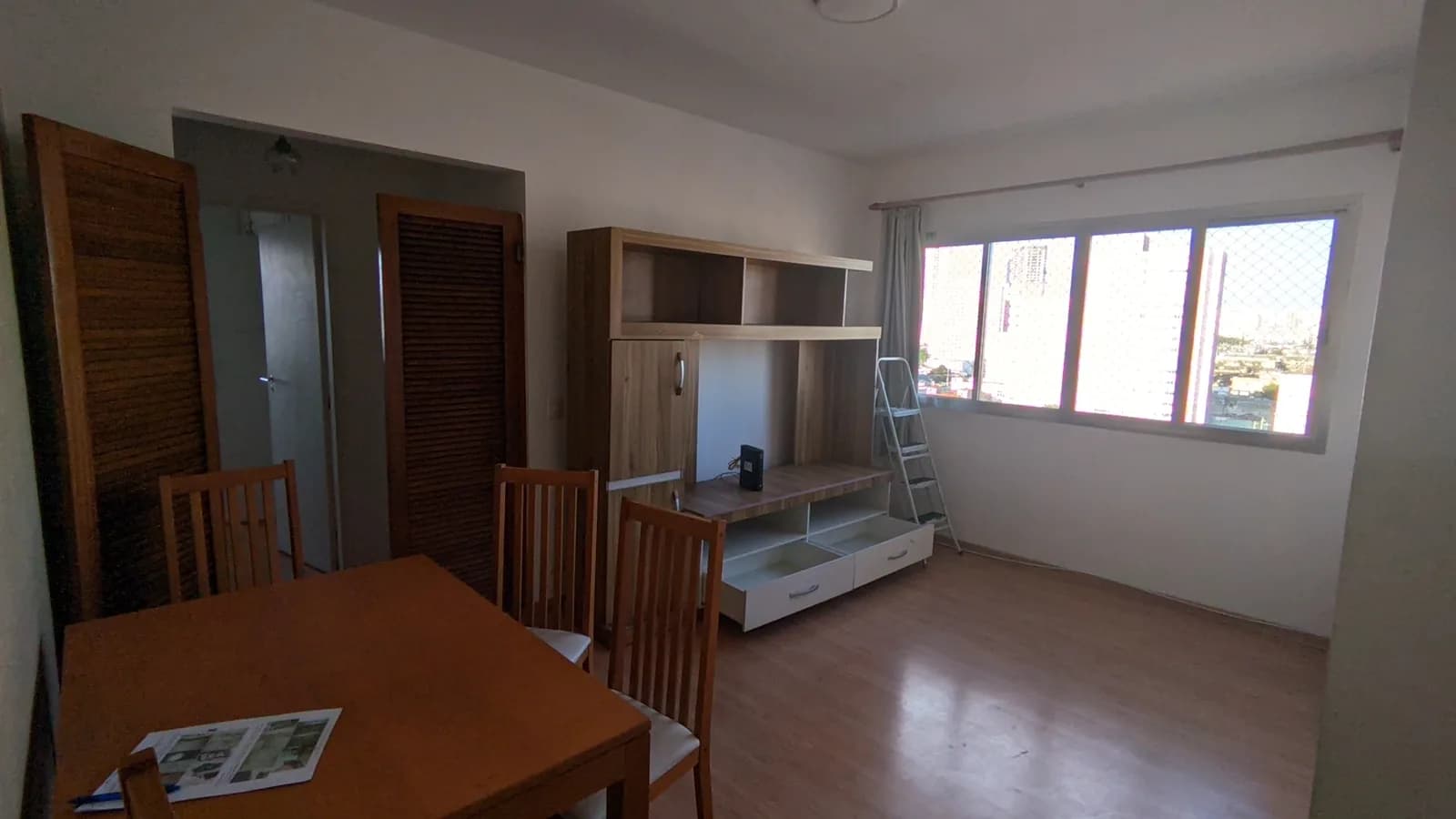 Apartamento de dois quartos para locação — foto 1